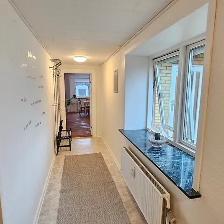 Nattely I Thy * 德斯泰德